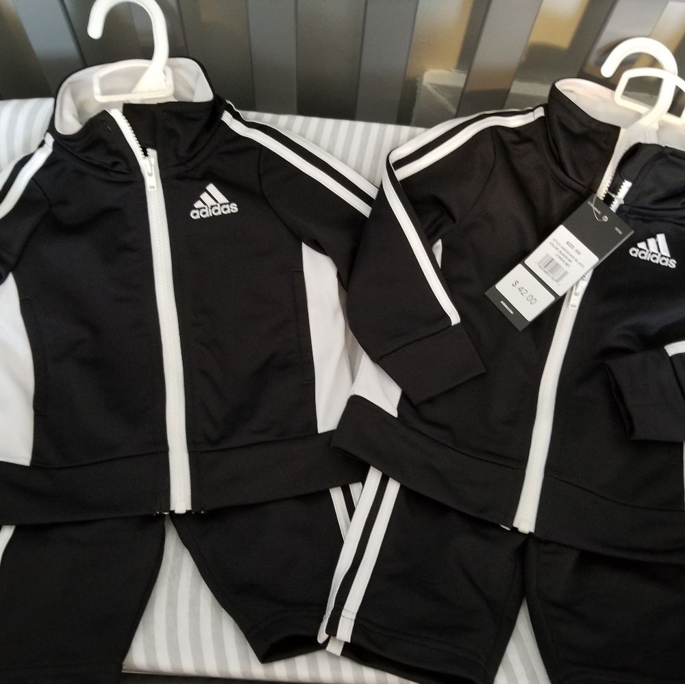 Adidas baby track suit - Picture 1 of 2